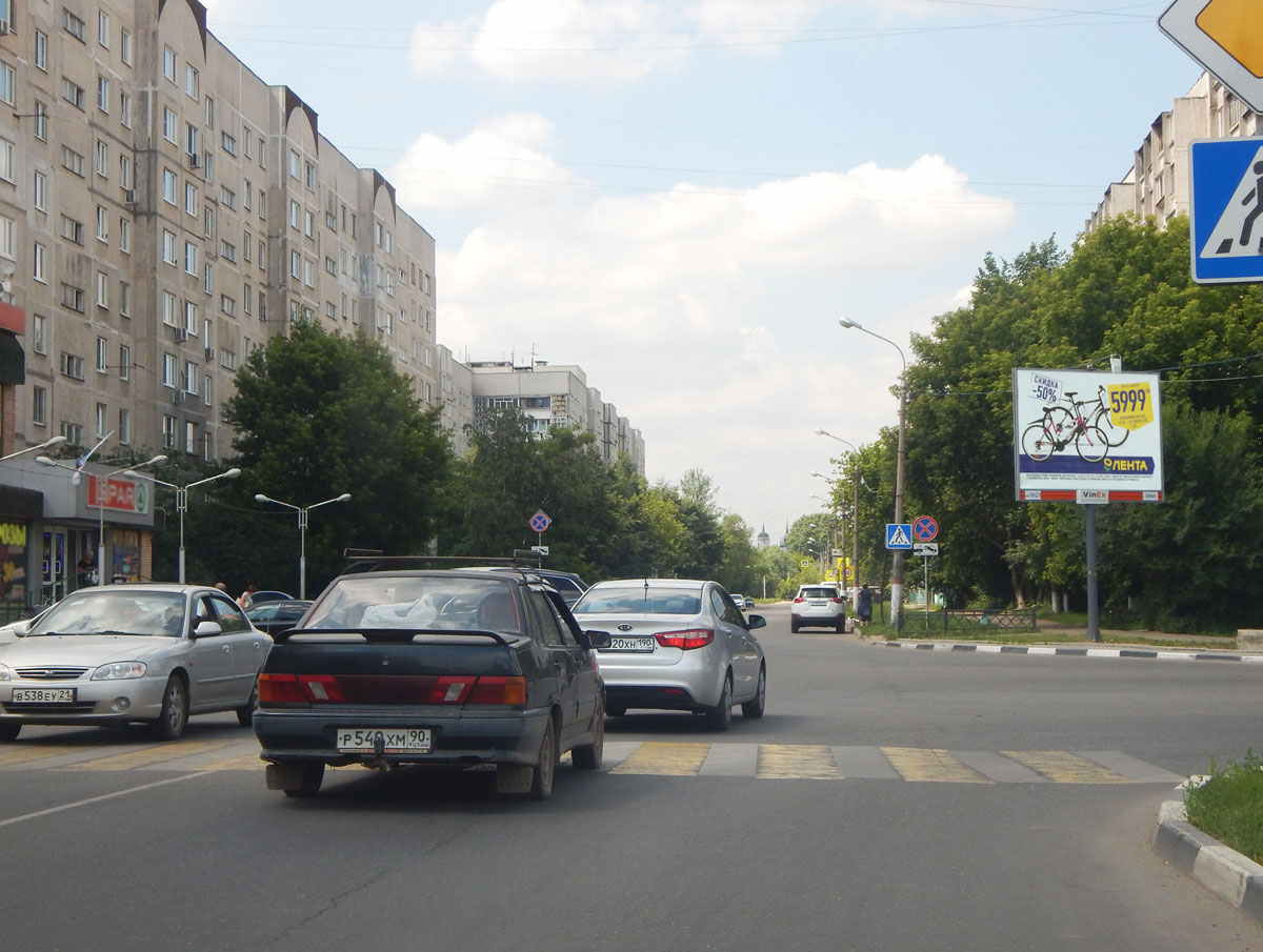 ул. Баженова, пересечение с ул. Лацкова, напротив супермаркета SPAR, CB49A