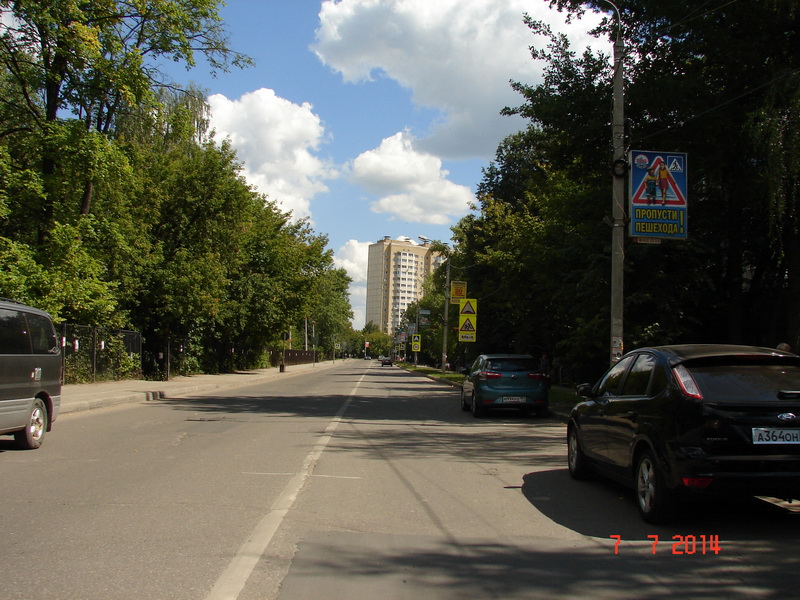 г. Дедовск, ул. Гагарина, 220м, около дома №5 Библиотека, р-р 1,2м х 1,8м, слева, сторона А