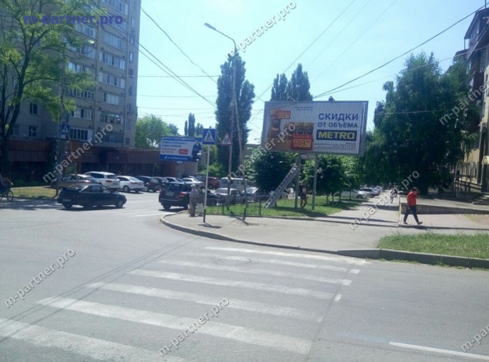 Реклама компании "МЕТРО" в г. Ставрополь